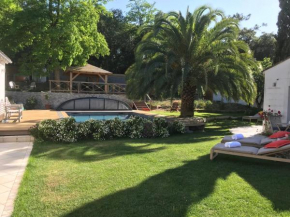 LA MAISON DE LA DUNE - Jacuzzi 1ère séance offerte - Piscine chauffée avec Abri Amovible - Plage située à 200m, accès direct par le bois - Borne VE